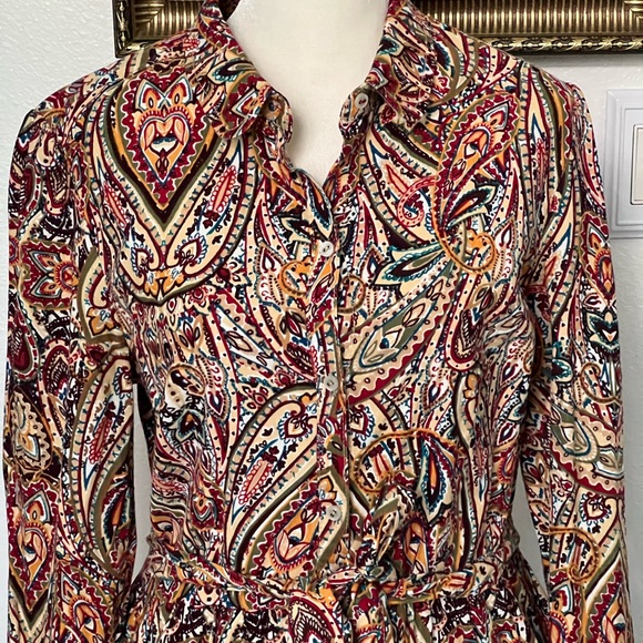 Colorful Patterned Dress. - Picture 4 of 16